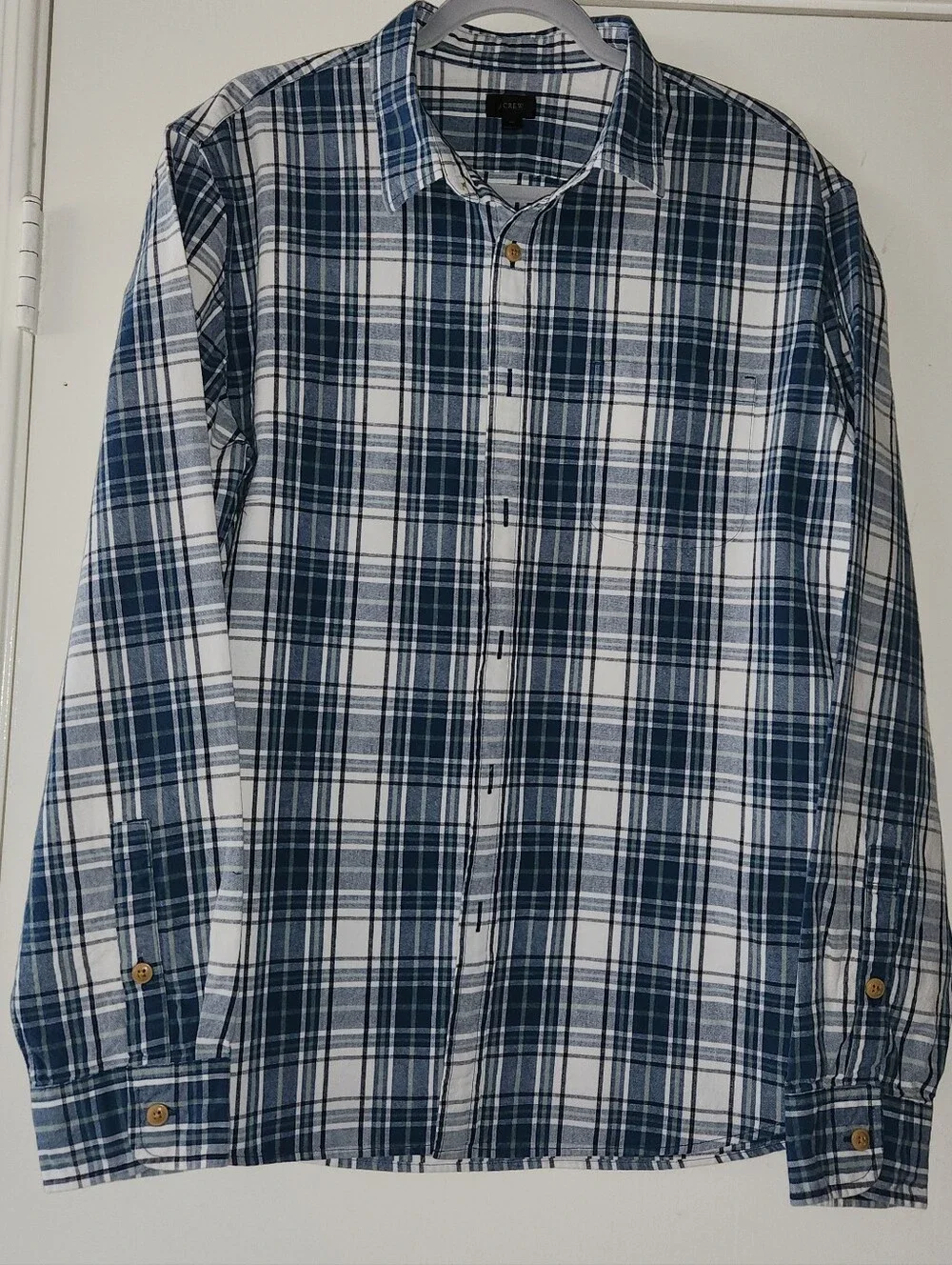 J Crew Button Down Blue White Plaid Men's Size XL EUC $27